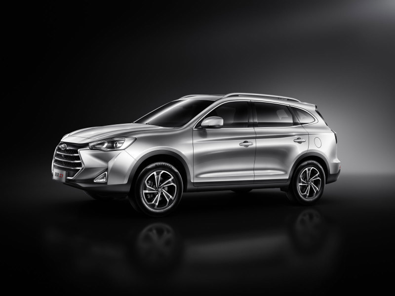Китайская марка JAC готовит три новых кроссовера для России