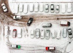 Шесть способов избежать неприятностей на зимней парковке
