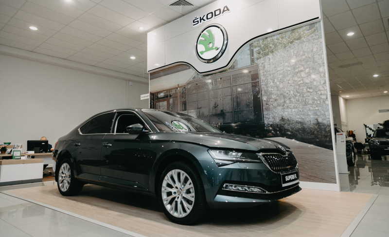 Клиенты АЦ Кунцево познакомились с обновленным SKODA SUPERB