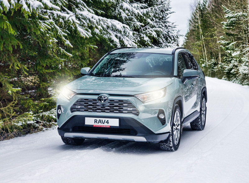 Новый Toyota RAV4 пользуется высоким спросом в России
