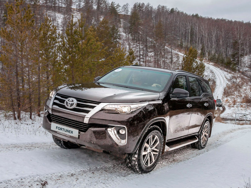 Текущий Toyota Fortuner для российского рынка