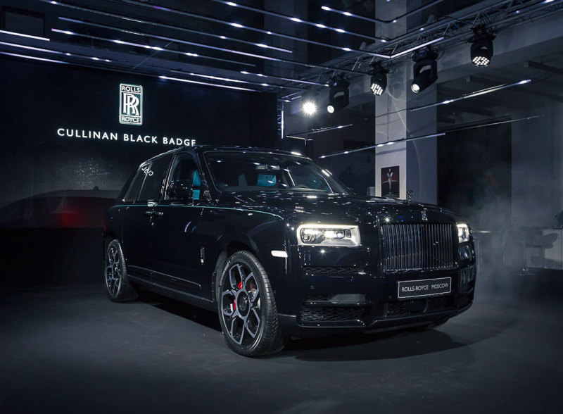 Rolls-Royce Cullinan Black Badge представлен в России