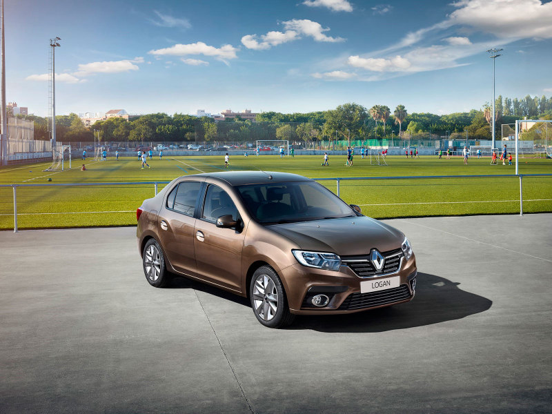Актуальный вариант Renault Logan для российского рынка появился не так давно, в 2018 году