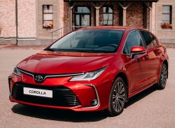 Обновлённая Toyota Corolla 2020 для России стала дороже