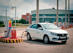 Газобаллонные Lada Vesta CNG и Largus CNG снова начали выпускать