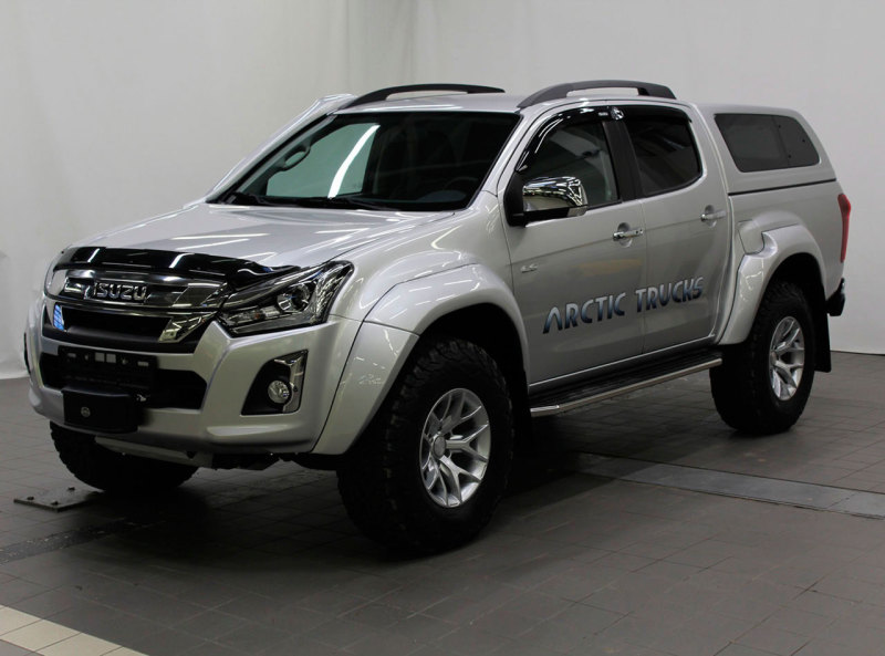 "Экстримальный" пикап Isuzu D-Max AT35 появился в России
