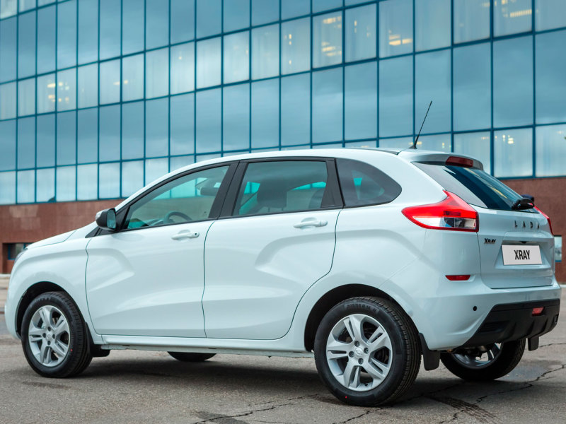 Производство автомобилей Lada могут снова остановить