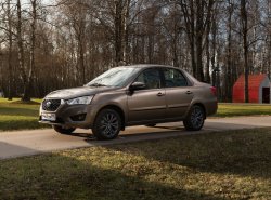 Datsun on-DO и mi-DO получили комплектацию Black