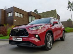 Новый Toyota Highlander летом появится в России