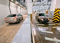 Автомобили Lada подорожали уже второй раз за весну 2020 года