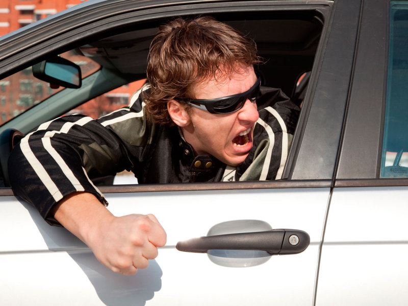 "Гонщикам" и остальным нарушителям автостраховка обойдётся дороже