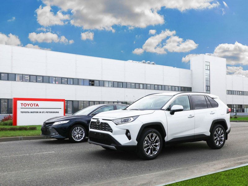 Автомобили Toyota российской сборки стали активнее идти на экспорт