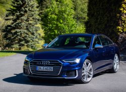 "Заряженный" седан Audi S6 появился в России: от 5.972.000 руб.