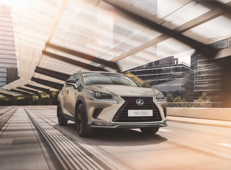 Lexus NX Black Vision появился у дилеров: от 2.877.000 руб.