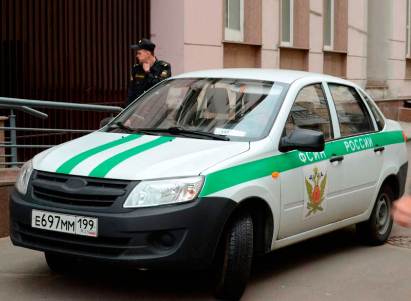 Автомобилей с мигалками на российских дорогах станет больше