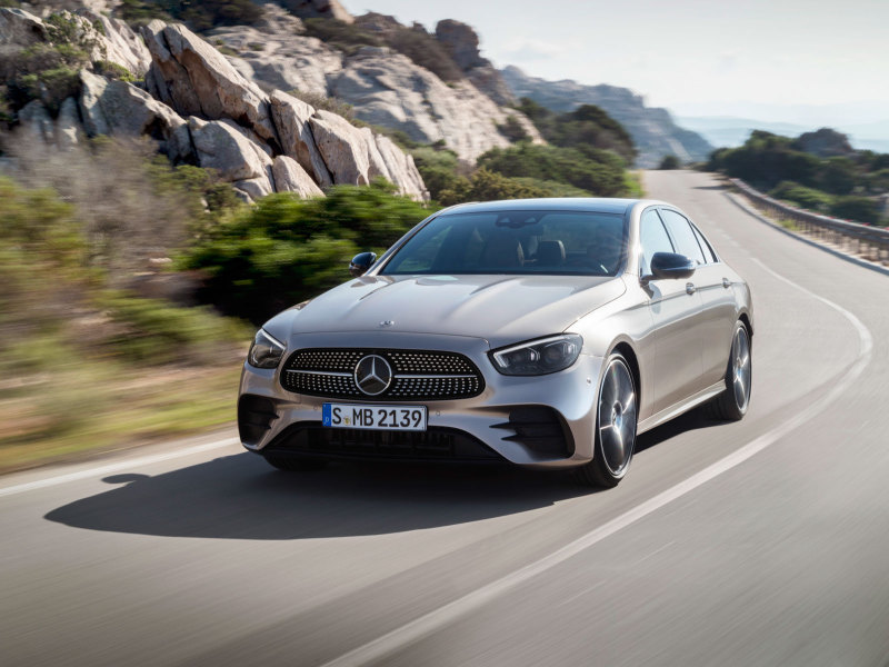 Новый Mercedes-Benz E-Class в России: от 3.730.000 руб.