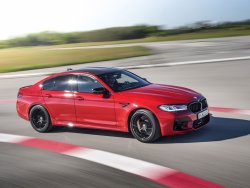 Новый "заряженный" седан BMW M5 Competition заявлен для России: от 8.650.000 руб.