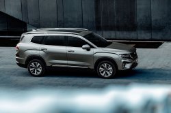 Представлен большой кроссовер Geely HaoYue, он может появится в России