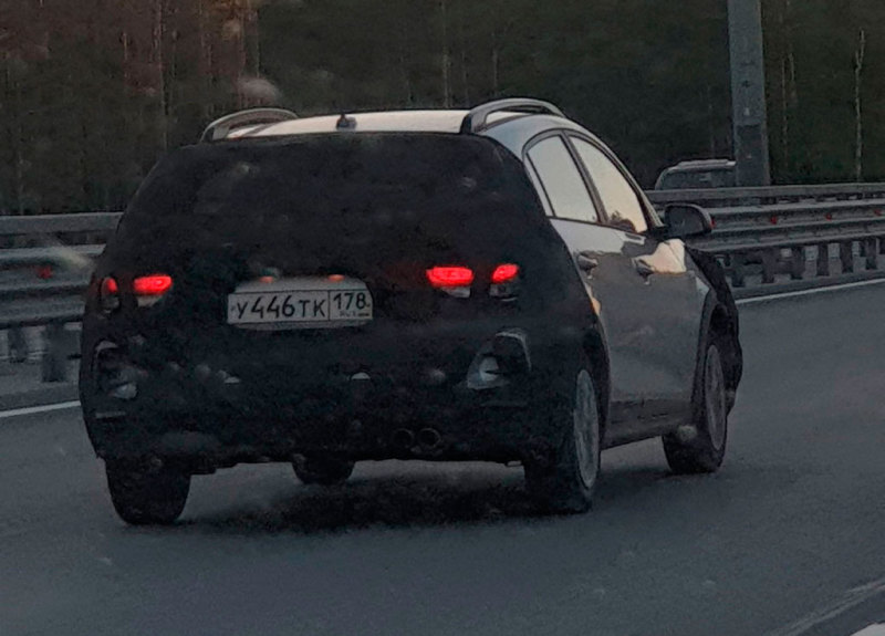 Обновлённый KIA Rio X-Line на испытаниях