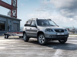 Lada Niva официально поступила в продажу: от 726.000 руб.