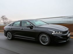 KIA K5 поступит в продажу по цене 1.984.900 руб.