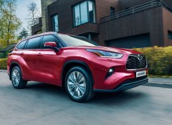 Новый Toyota Highlander: в России от 3.688.000 рублей