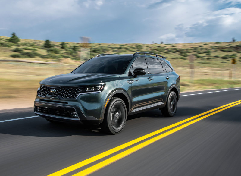 Новый KIA Sorento получил версию X-Line