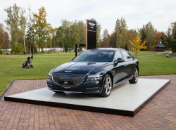Новый седан Genesis G80 презентовали в России
