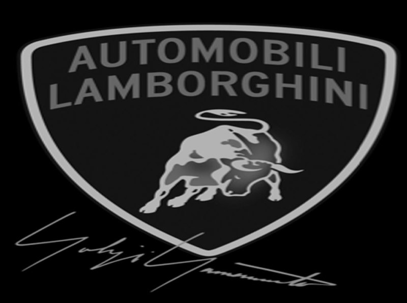Автомобили Lamborghini получат версии от дизайнера Yohji Yamamoto