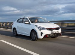 Обновлённый KIA Rio появился у дилеров по цене от 814.900 руб.