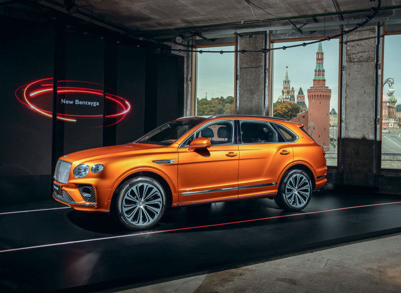 Обновлённый Bentley Bentayga представили в России