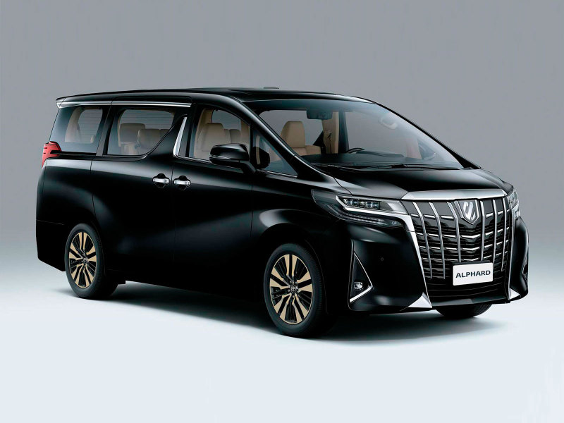Минивэн Toyota Alphard стал доступен частным российским покупателям