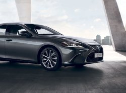 Lexus ES 250 Advance стал доступен у дилеров: от 3.195.000 руб.