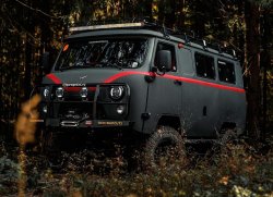 УАЗ представил "Буханку" в экстремальном тюнинге