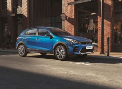 Кросс-хэчтбек KIA Rio X: в России от 944.900 руб.