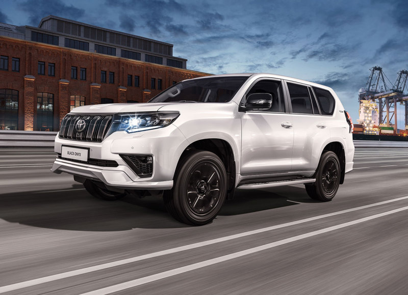 "Топовый" Toyota Land Cruiser Prado Black Onyx: в России от 4.696.000 руб.