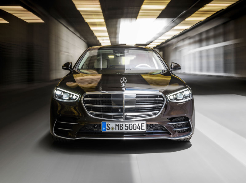 Новый Mercedes-Benz S-Класса (V223): в России от 11.120.000 руб.