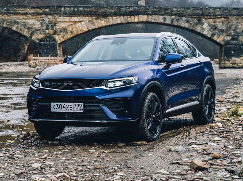 Geely Tugella начали продавать в России раньше срока