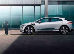Электрокроссовер Jaguar I-Pace 2021 модельного года: в России от 6.347.000 руб.
