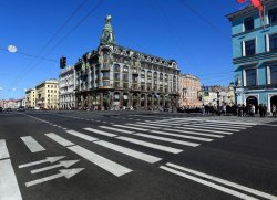 Стали известны российские города, которые лидируют по угонам авто