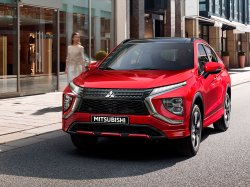 Обновлённый Mitsubishi Eclipse Cross появится в России с апреля