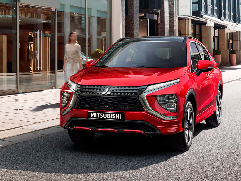 Обновлённый Mitsubishi Eclipse Cross появится в России с апреля