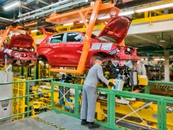 Производство автомобилей Lada ещё больше автоматизировали
