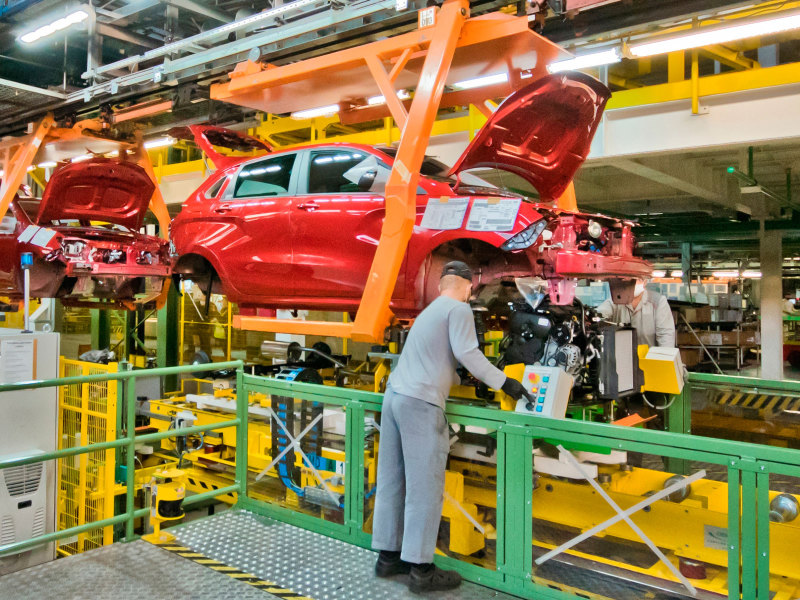 Производство автомобилей Lada ещё больше автоматизировали