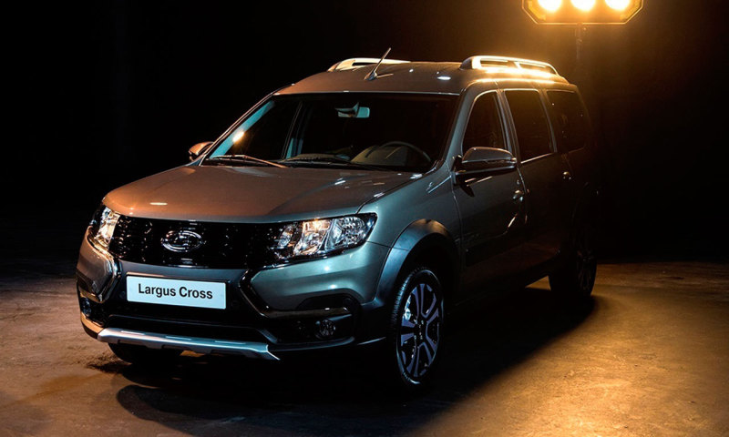 "АвтоВАЗ" решил сделать ставку на обновлённый Lada Largus FL