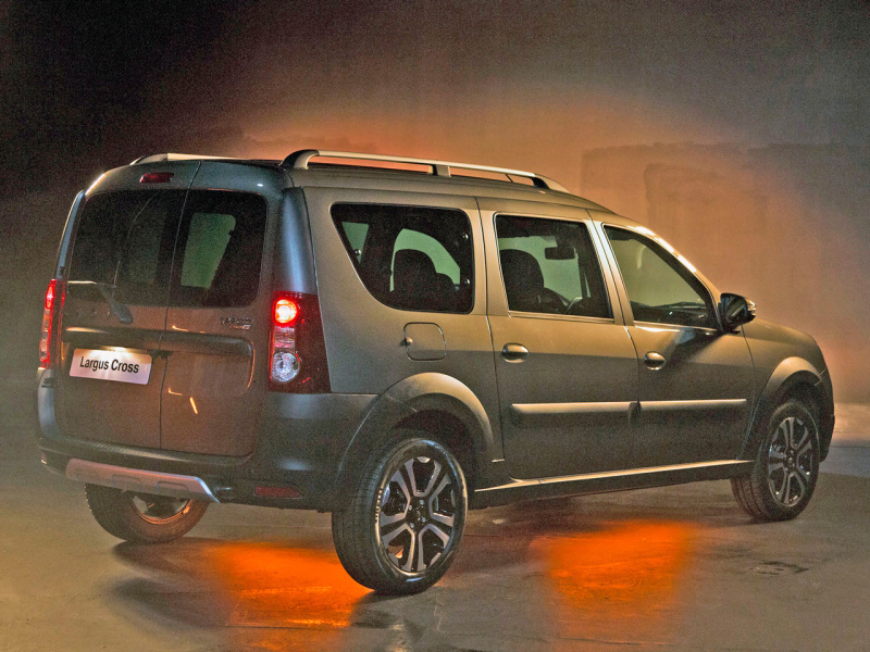 Lada Largus Cross FL