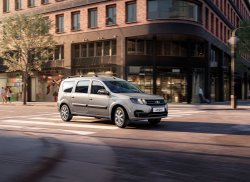 Обновлённые Lada Largus появились в свободной продаже