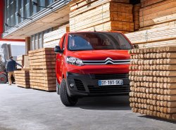Peugeot Expert и Citroen Jumpy с "автоматом" появились в продаже