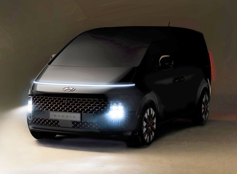 Футуристичный минивэн Hyundai Staria сменит модель H1
