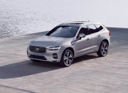 Volvo XC60 2022-го модельного года получил изменения